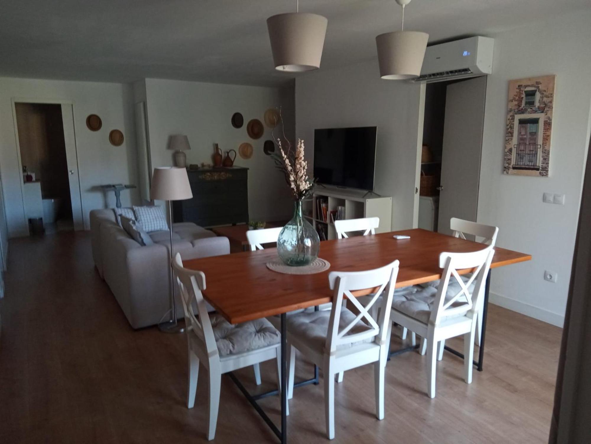 Apartamento Com A Casa Falset